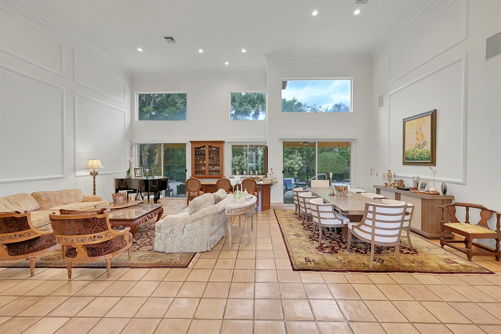 Spectacular Single Family Home